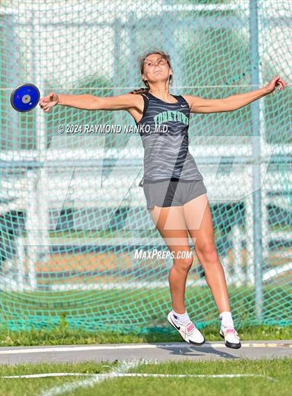 Thumbnail 3 in IHSAA Pike Regional (Discus)  photogallery.