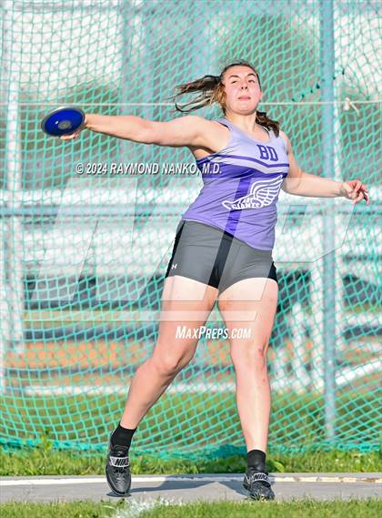 Thumbnail 2 in IHSAA Pike Regional (Discus)  photogallery.