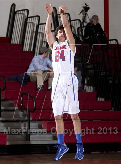Thumbnail 2 in Pleasantville vs Blind Brook (Cliff Clinton Classic) photogallery.