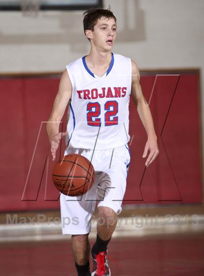 Thumbnail 2 in Pleasantville vs Blind Brook (Cliff Clinton Classic) photogallery.