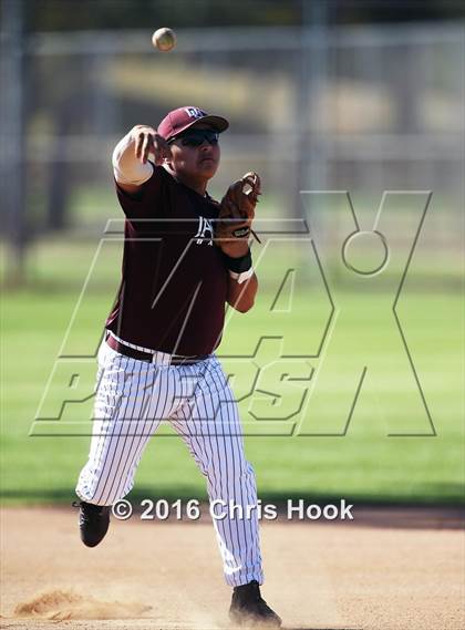 Thumbnail 3 in Catalina Foothills vs. Desert View (Lancer Baseball Classic) photogallery.