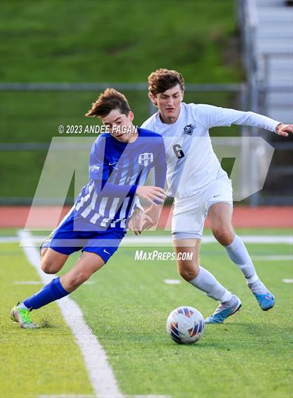 Thumbnail 3 in Holmdel vs Arthur L. Johnson (NJSIAA Central Jersey Group 2 Semifinal)  photogallery.