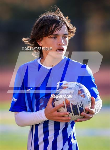 Thumbnail 2 in Holmdel vs Arthur L. Johnson (NJSIAA Central Jersey Group 2 Semifinal)  photogallery.