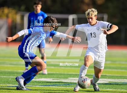 Thumbnail 2 in Holmdel vs Arthur L. Johnson (NJSIAA Central Jersey Group 2 Semifinal)  photogallery.