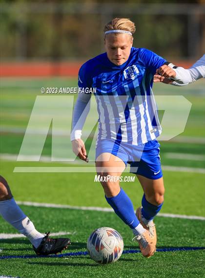 Thumbnail 1 in Holmdel vs Arthur L. Johnson (NJSIAA Central Jersey Group 2 Semifinal)  photogallery.