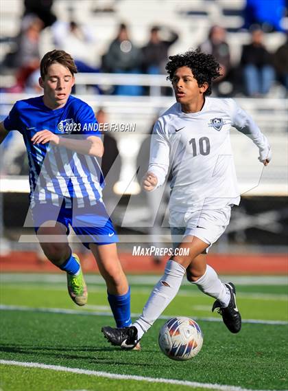 Thumbnail 3 in Holmdel vs Arthur L. Johnson (NJSIAA Central Jersey Group 2 Semifinal)  photogallery.
