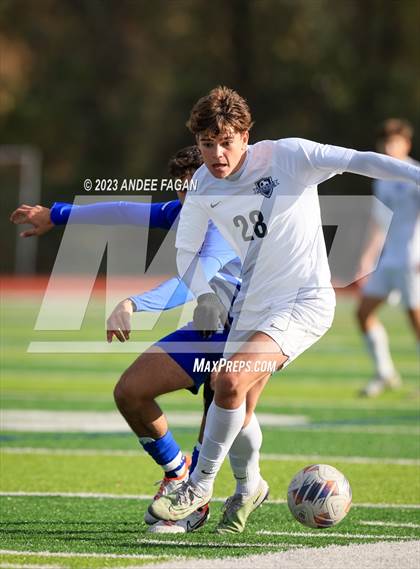 Thumbnail 3 in Holmdel vs Arthur L. Johnson (NJSIAA Central Jersey Group 2 Semifinal)  photogallery.