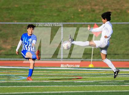 Thumbnail 3 in Holmdel vs Arthur L. Johnson (NJSIAA Central Jersey Group 2 Semifinal)  photogallery.