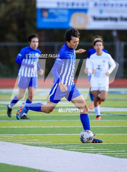 Thumbnail 3 in Holmdel vs Arthur L. Johnson (NJSIAA Central Jersey Group 2 Semifinal)  photogallery.