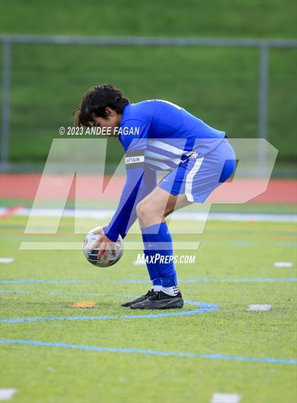 Thumbnail 3 in Holmdel vs Arthur L. Johnson (NJSIAA Central Jersey Group 2 Semifinal)  photogallery.