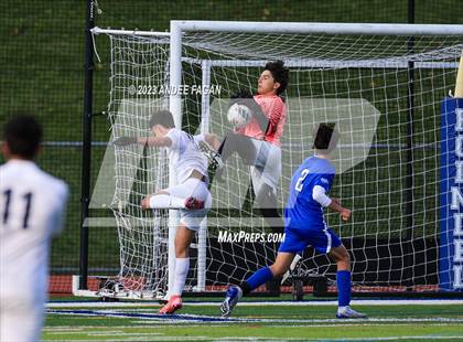 Thumbnail 1 in Holmdel vs Arthur L. Johnson (NJSIAA Central Jersey Group 2 Semifinal)  photogallery.