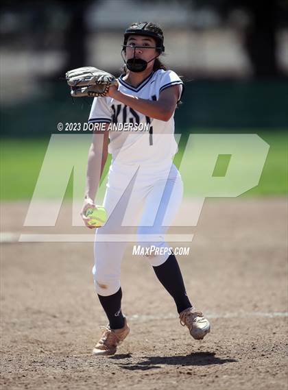 Thumbnail 2 in Vista del Lago vs. Granite Bay photogallery.