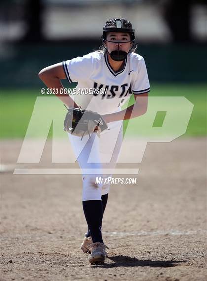 Thumbnail 2 in Vista del Lago vs. Granite Bay photogallery.