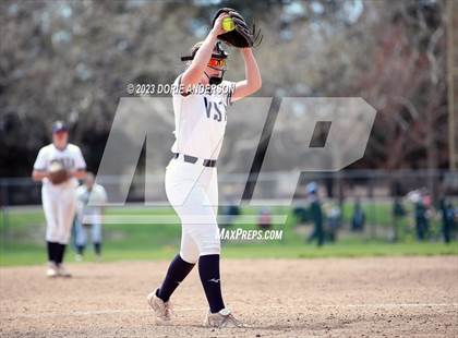 Thumbnail 2 in Vista del Lago vs. Granite Bay photogallery.