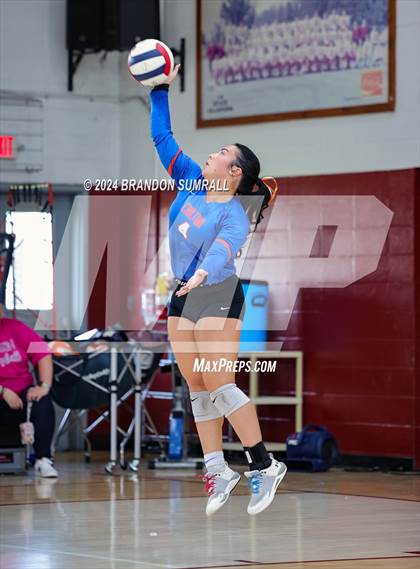 Thumbnail 2 in Chilton County vs Thorsby (Chilton County Tournament) photogallery.