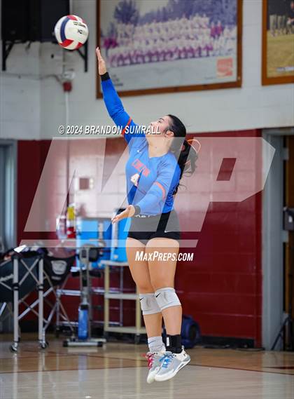 Thumbnail 3 in Chilton County vs Thorsby (Chilton County Tournament) photogallery.