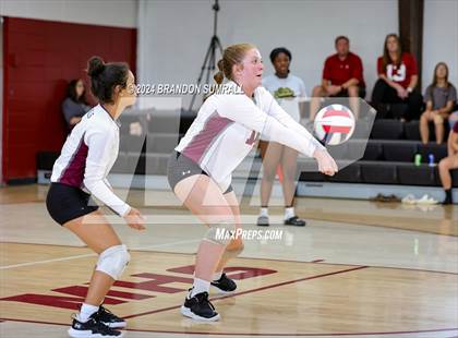 Thumbnail 3 in Chilton County vs Thorsby (Chilton County Tournament) photogallery.