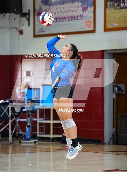 Thumbnail 2 in Chilton County vs Thorsby (Chilton County Tournament) photogallery.