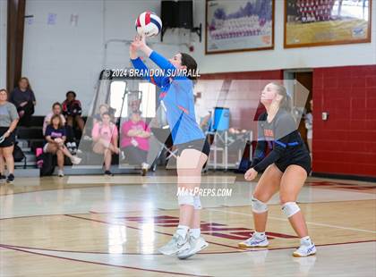 Thumbnail 3 in Chilton County vs Thorsby (Chilton County Tournament) photogallery.