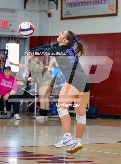 Thumbnail 3 in Chilton County vs Thorsby (Chilton County Tournament) photogallery.
