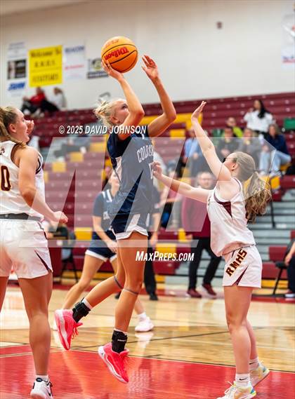 Thumbnail 1 in Rocky Mountain vs. Columbine photogallery.