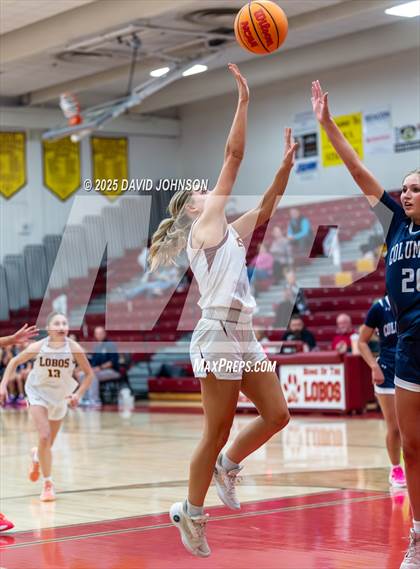 Thumbnail 1 in Rocky Mountain vs. Columbine photogallery.