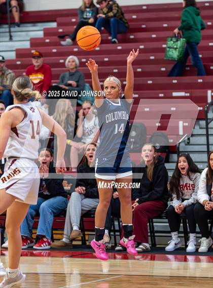 Thumbnail 3 in Rocky Mountain vs. Columbine photogallery.