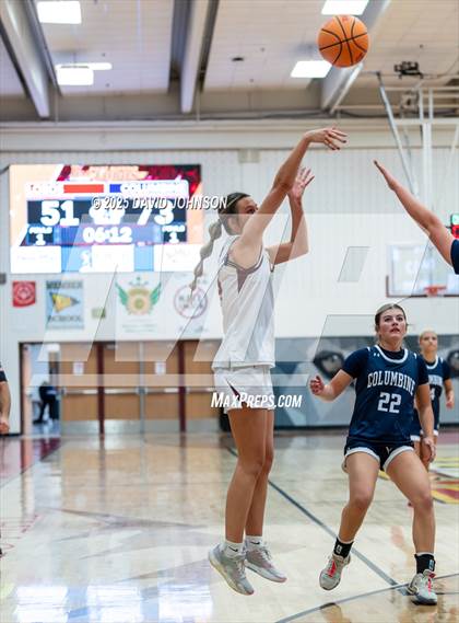 Thumbnail 1 in Rocky Mountain vs. Columbine photogallery.