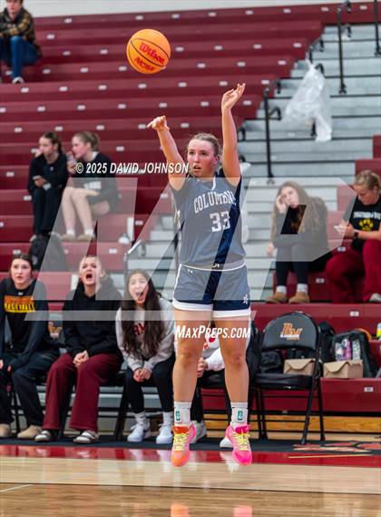 Thumbnail 3 in Rocky Mountain vs. Columbine photogallery.