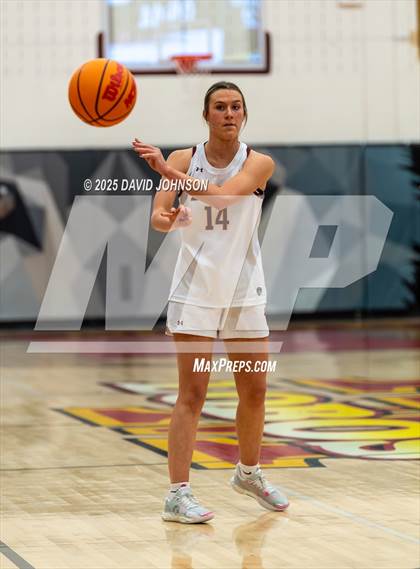 Thumbnail 2 in Rocky Mountain vs. Columbine photogallery.