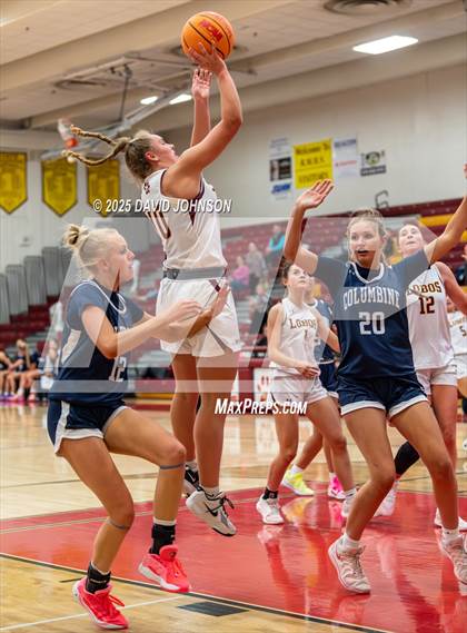 Thumbnail 3 in Rocky Mountain vs. Columbine photogallery.