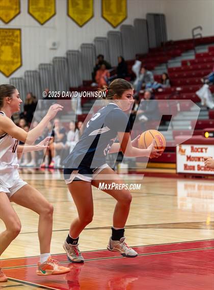 Thumbnail 3 in Rocky Mountain vs. Columbine photogallery.