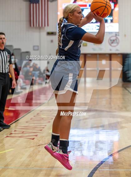 Thumbnail 1 in Rocky Mountain vs. Columbine photogallery.