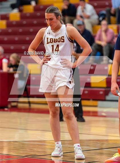 Thumbnail 3 in Rocky Mountain vs. Columbine photogallery.