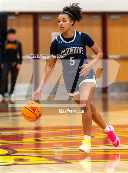 Thumbnail 2 in Rocky Mountain vs. Columbine photogallery.