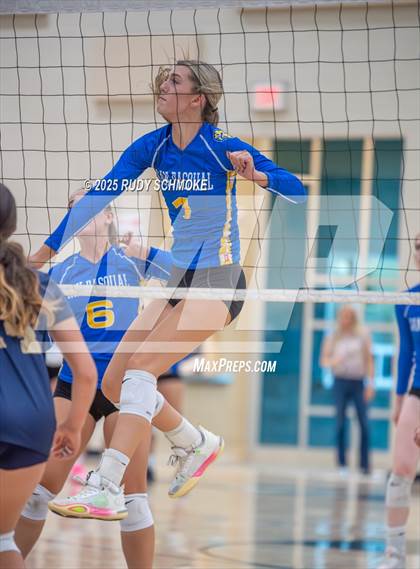 Thumbnail 2 in San Pasqual @ Del Norte photogallery.