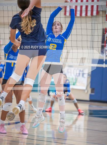 Thumbnail 2 in San Pasqual @ Del Norte photogallery.