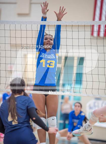 Thumbnail 1 in San Pasqual @ Del Norte photogallery.