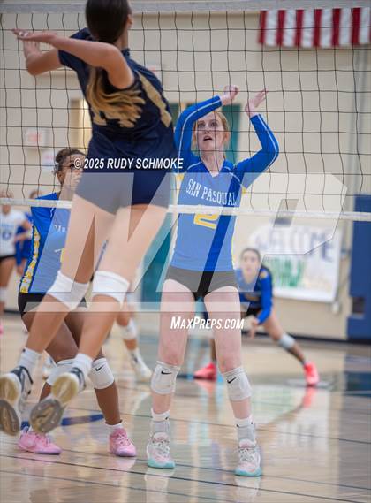 Thumbnail 1 in San Pasqual @ Del Norte photogallery.