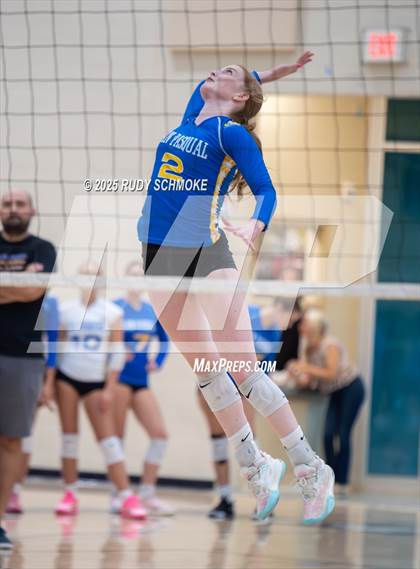 Thumbnail 2 in San Pasqual @ Del Norte photogallery.