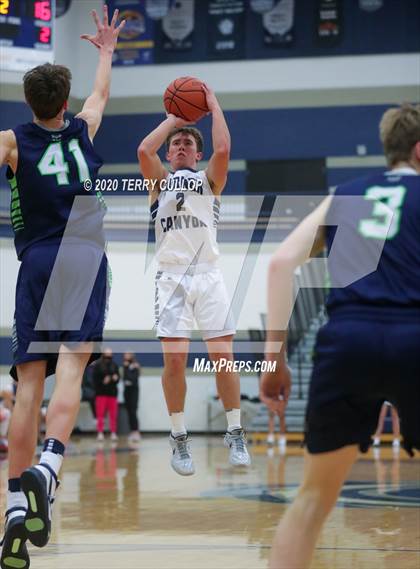 Thumbnail 2 in Timpanogos vs. Corner Canyon (CC Winter Invitational) photogallery.