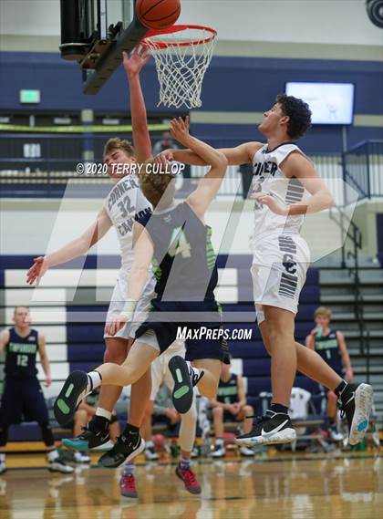 Thumbnail 1 in Timpanogos vs. Corner Canyon (CC Winter Invitational) photogallery.