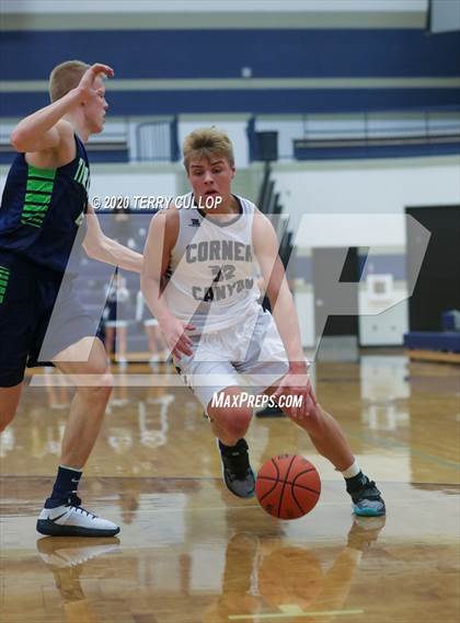 Thumbnail 1 in Timpanogos vs. Corner Canyon (CC Winter Invitational) photogallery.
