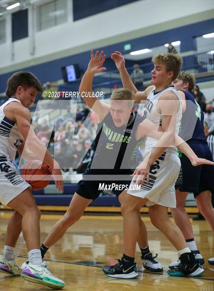 Thumbnail 3 in Timpanogos vs. Corner Canyon (CC Winter Invitational) photogallery.