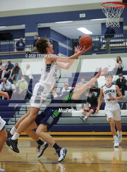 Thumbnail 3 in Timpanogos vs. Corner Canyon (CC Winter Invitational) photogallery.