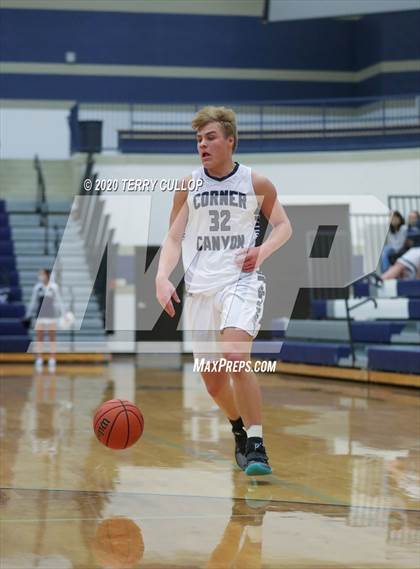Thumbnail 3 in Timpanogos vs. Corner Canyon (CC Winter Invitational) photogallery.