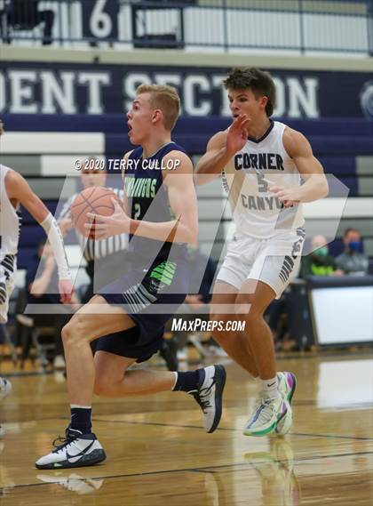 Thumbnail 2 in Timpanogos vs. Corner Canyon (CC Winter Invitational) photogallery.