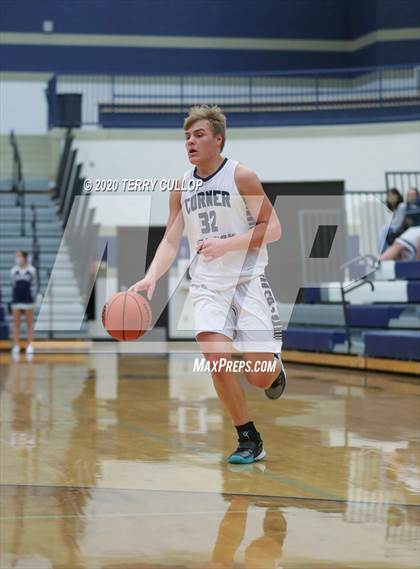 Thumbnail 2 in Timpanogos vs. Corner Canyon (CC Winter Invitational) photogallery.