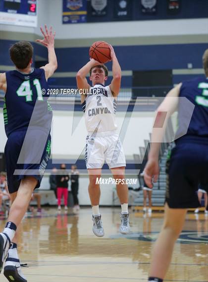 Thumbnail 1 in Timpanogos vs. Corner Canyon (CC Winter Invitational) photogallery.