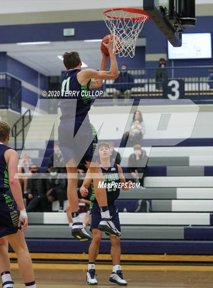 Thumbnail 3 in Timpanogos vs. Corner Canyon (CC Winter Invitational) photogallery.